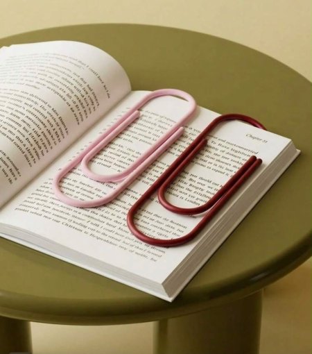 فاصل كتاب مشبك بلاستيكي